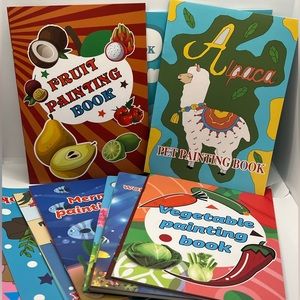 🖤 NWT- Lot of 4 Mini Coloring Books 🖤